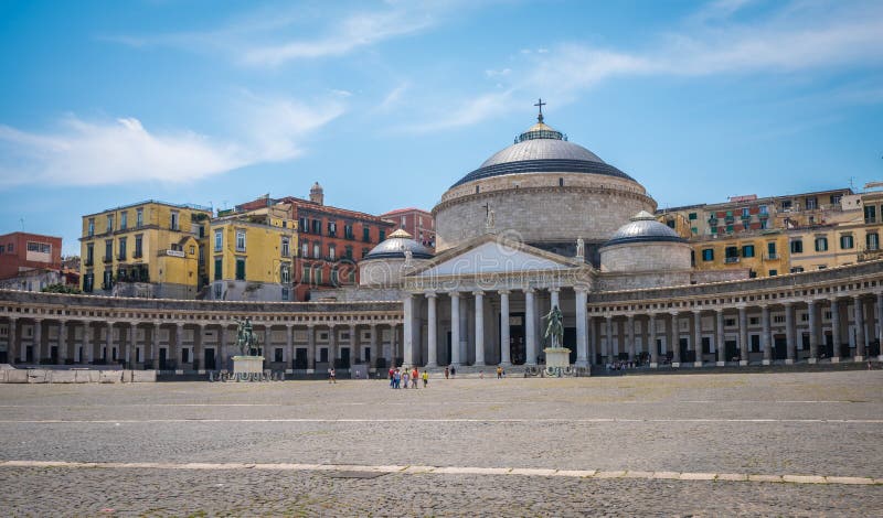 Piazza del Plebiscito, Naples, capitale de Campanie, Italie photos libres de droits Piazza del Plebiscito, Naples, capitale de Campanie, Italie photos libres de droits