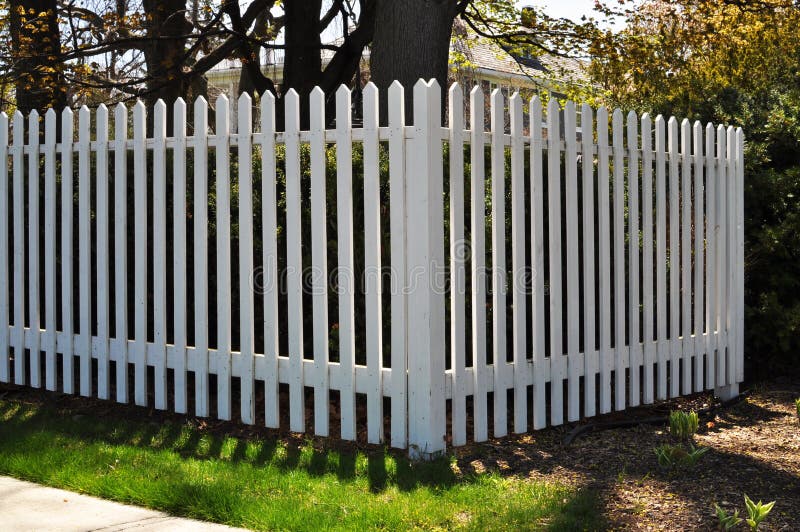 Picket fence corner section