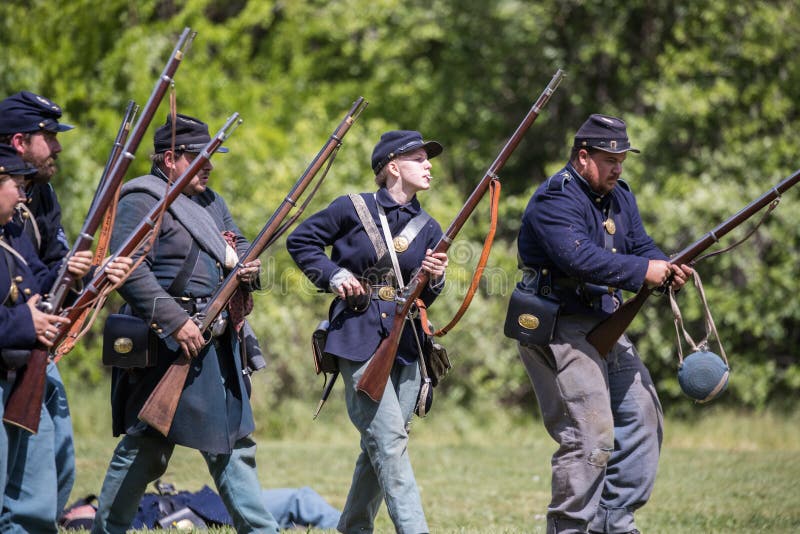 Picket Line editorial photography. Image of south, troops - 115843077