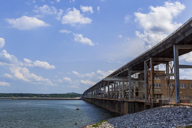 Pickwick Landing Dam stock image. Image of county, river 256022311