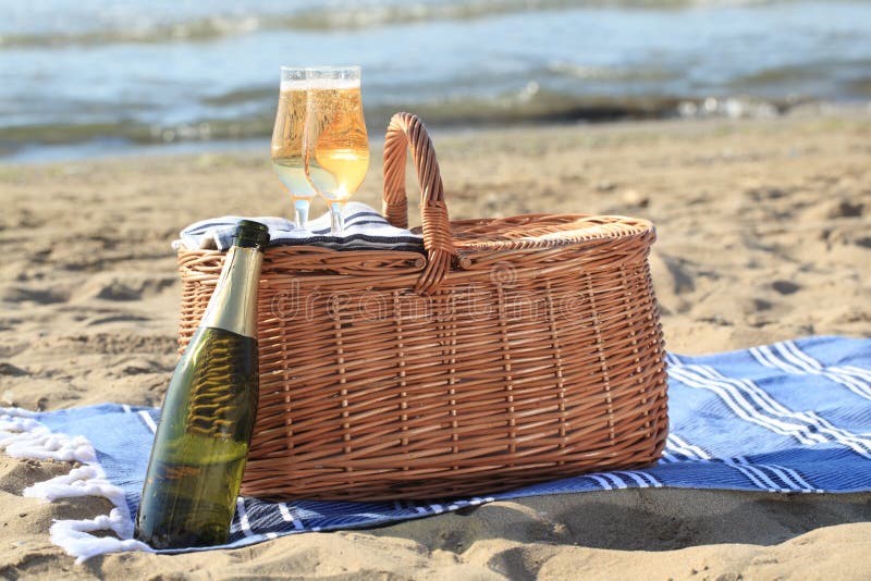Picnic basket on a beach stock photo. Image of basket - 27027360