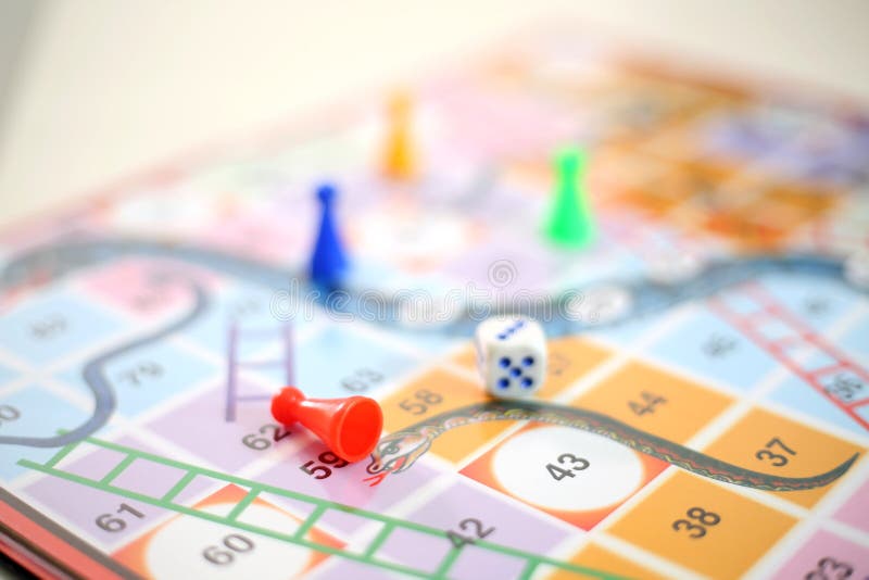 173 fotos de stock e banco de imagens de Snakes And Ladders