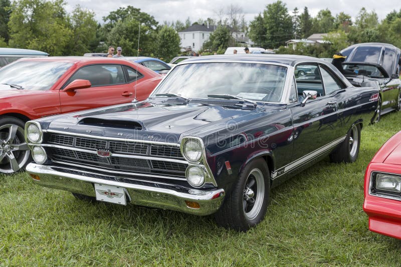 Ford fairlane