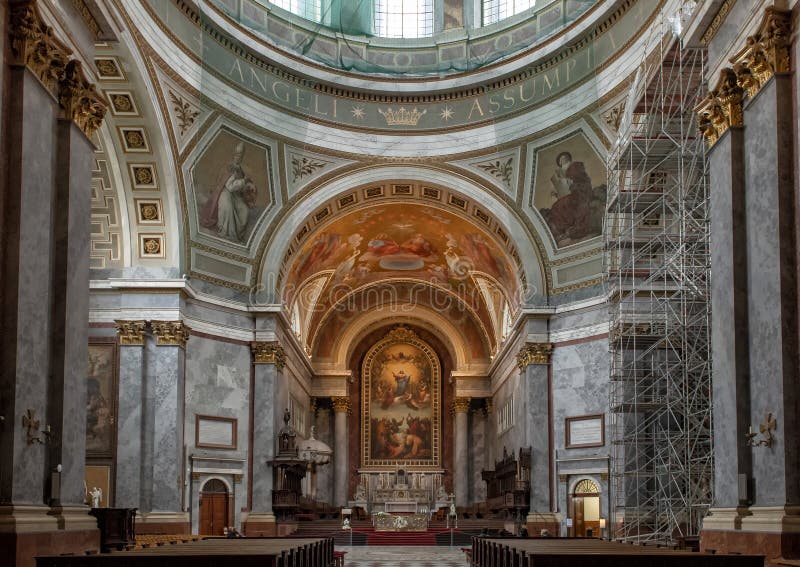 High Altar of Esztergom Basilica, Eszergorn, Hungary royalty free stock photography High Altar of Esztergom Basilica, Eszergorn, Hungary royalty free stock photography