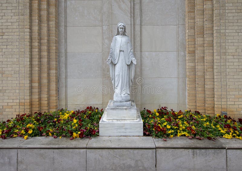 Statue of the Virgin Mary outside Christ the King Church in Dallas, Texas