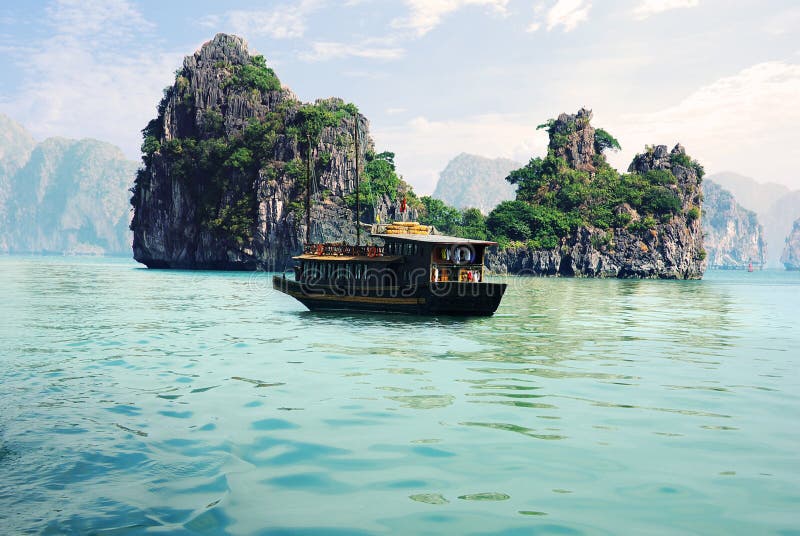 Picturesque sea landscape. HaLong Bay, Vietnam