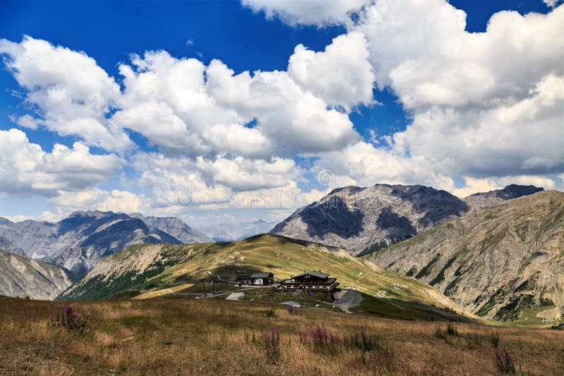 Picturesque view of the Italian alps at Mottolino