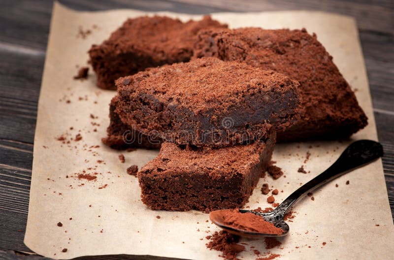 Pieces chocolate cake brownies
