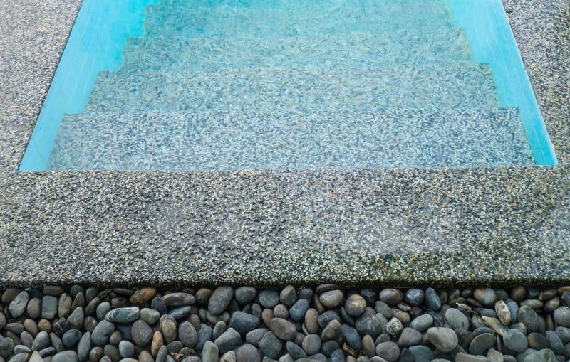 281 Piedra Al Borde La Piscina Fotos de stock - Fotos libres regalías de Dreamstime