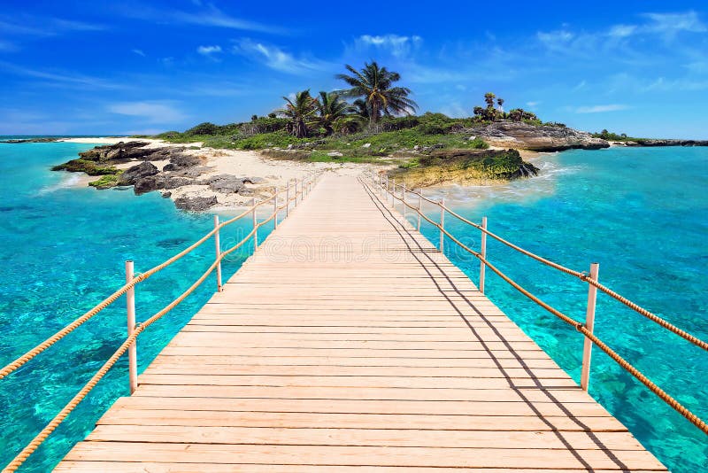 Pier to the tropical island royalty free stock photography Pier to the tropical island royalty free stock photography