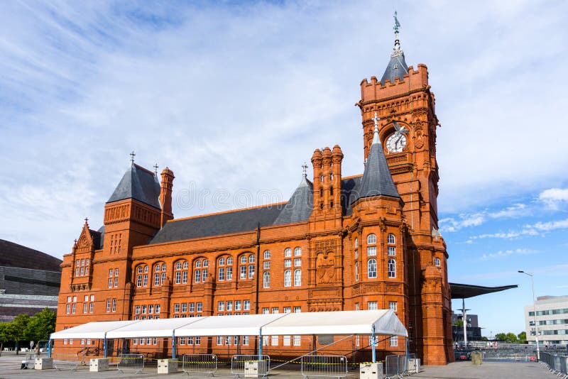 Pierhead Building on Cardiff Bay in Wales royalty-vrije stock afbeelding Pierhead Building on Cardiff Bay in Wales royalty-vrije stock afbeelding