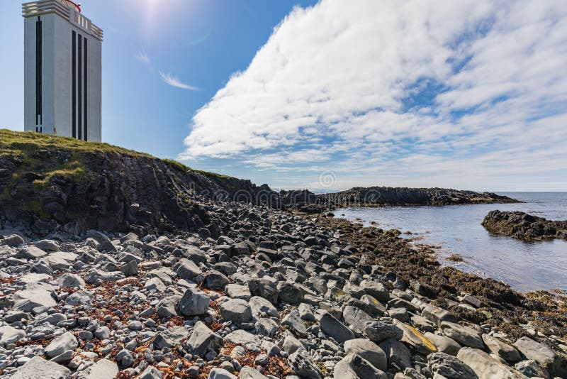 Pierres de phare et de basalte dans différentes couleurs sur kalfshamar photos stock Pierres de phare et de basalte dans différentes couleurs sur kalfshamar photos stock