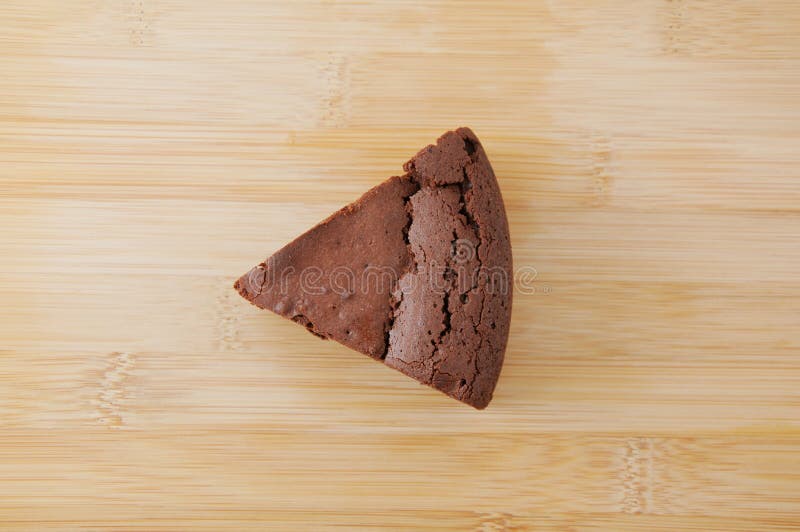 Pieza De Pastel De Chocolate Gateau Chocola En La Tabla De Corte Foto