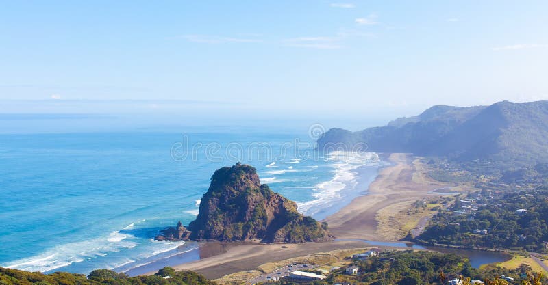 Piha-Strand in Neuseeland stockfoto Piha-Strand in Neuseeland stockfoto