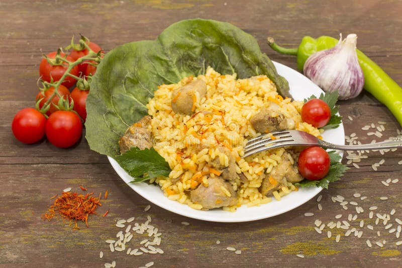 Pilaf image stock. Image du dîner, applique, assaisonnements 13088607