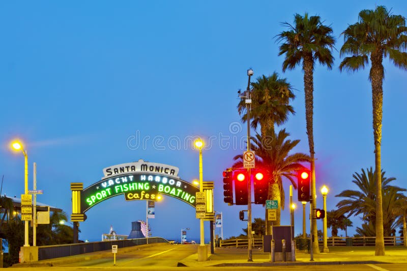 Pilastro della Santa Monica fotografia stock Pilastro della Santa Monica fotografia stock