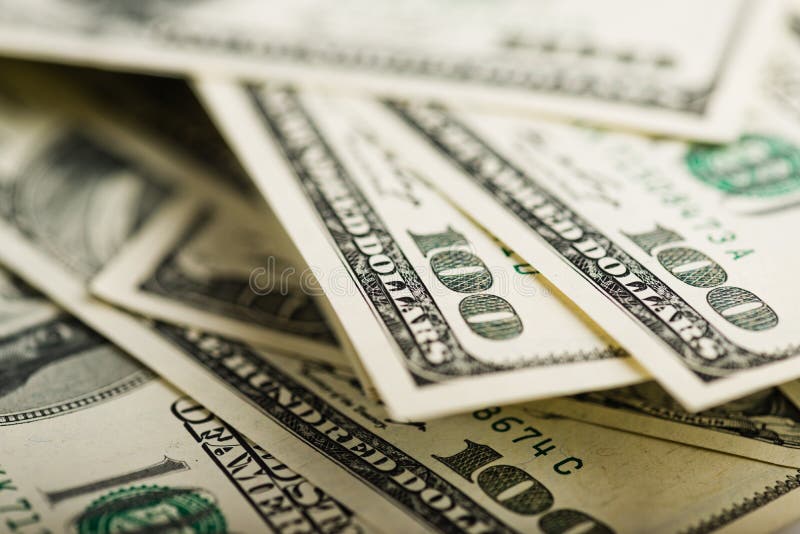Pile de cent billets d'un dollar en gros plan photos stock Pile de cent billets d'un dollar en gros plan photos stock