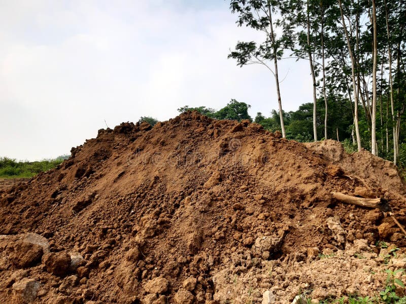 A Pile of Soil Prepare for Use in Construction Stock Image - Image of ...