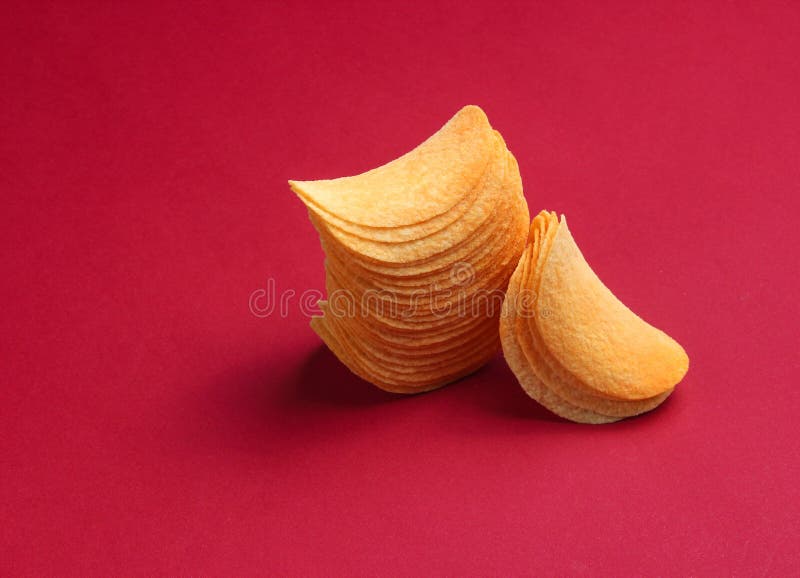 Pilha de batata Chips Slices fotos de stock royalty free Pilha de batata Chips Slices fotos de stock royalty free