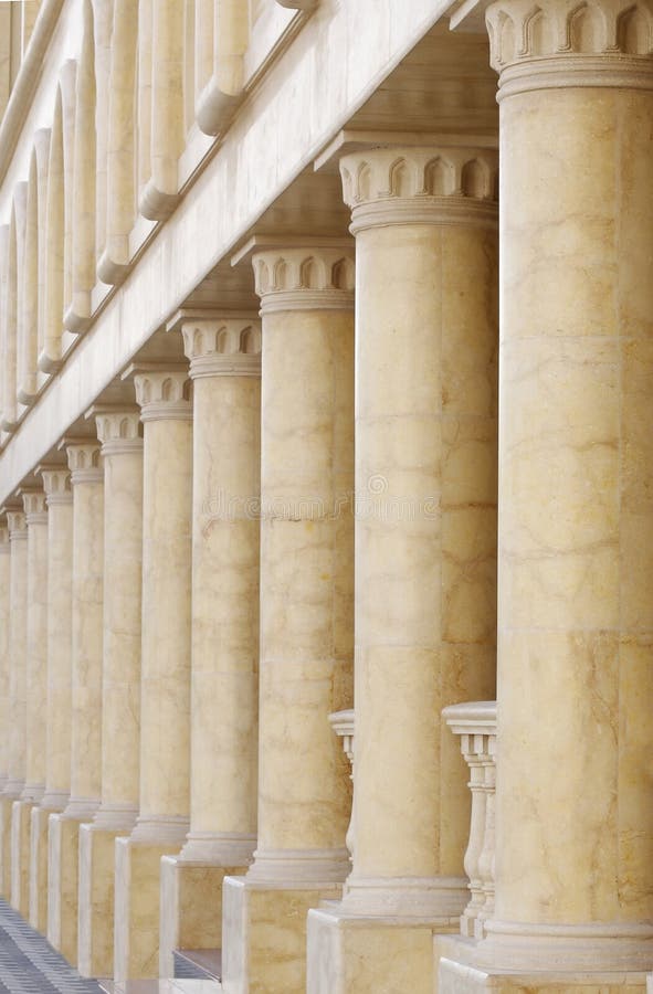 Pillars in Verandah, shallow DOF