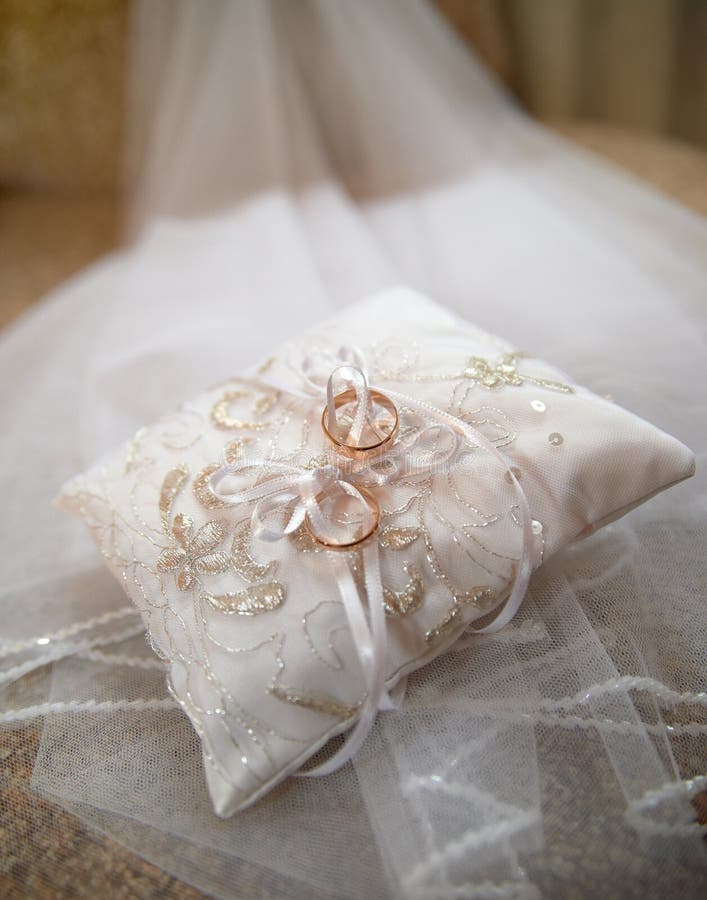 Pillow wedding stock photo. Image of beauty, romantic 22814958