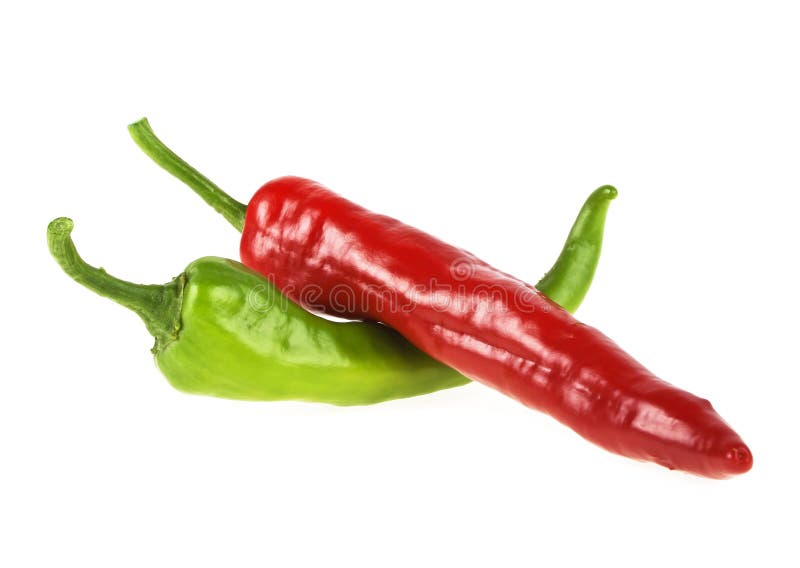 Piments rouges et verts isolés sur fond blanc image libre de droits Piments rouges et verts isolés sur fond blanc image libre de droits