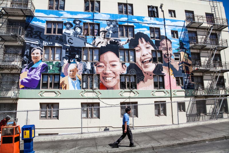 Ping Yuen Mural dans Chinatown San Francisco images libres de droits Ping Yuen Mural dans Chinatown San Francisco images libres de droits