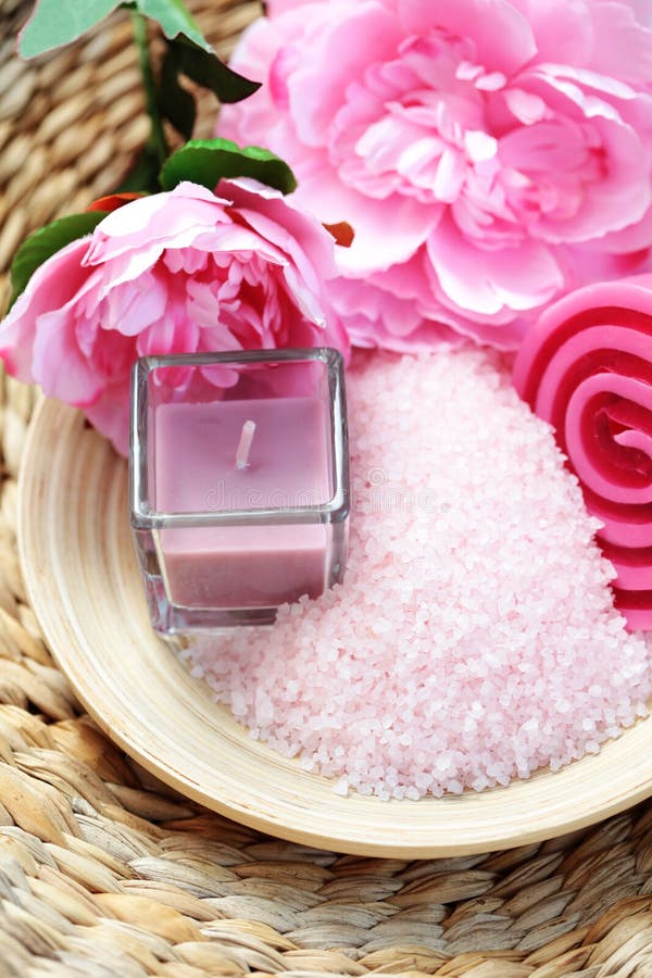 Pink bath salt stock photo. Image of daisy, aromatherapy 10179068
