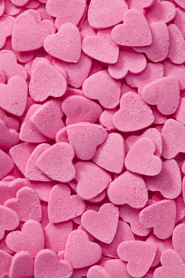 Phủ lên máy tính của bạn bức hình nền đầy ngọt ngào và tựa như giọt nước mắt của hạnh phúc với Pink Hearts Background.