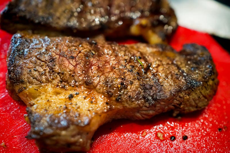 552 Pink Medium Rare Beef Steak Stock Photos Free & RoyaltyFree