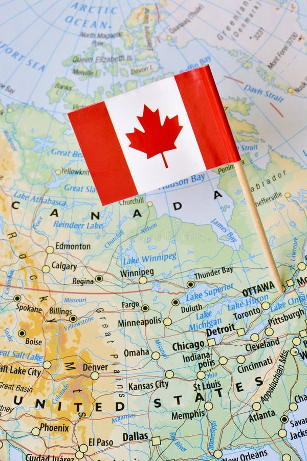 Mapa do Canadá, bandeira, alfinete, Ottawa fotos de stock royalty free