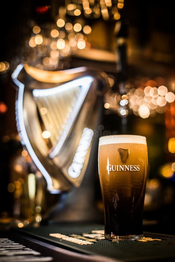 guinness draught wallpaper