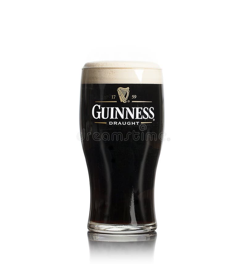 https://thumbs.dreamstime.com/b/pint-guinness-white-freshly-poured-glass-head-fully-formed-reflective-surface-background-popular-irish-dry-68905075.jpg