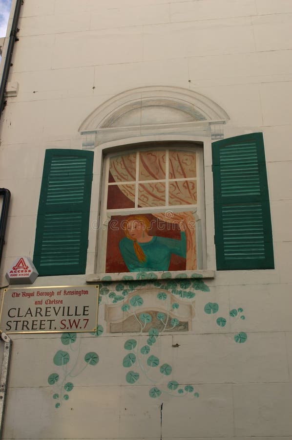Pintada en la calle de Clareville, Londres, Reino Unido imagen de archivo Pintada en la calle de Clareville, Londres, Reino Unido imagen de archivo