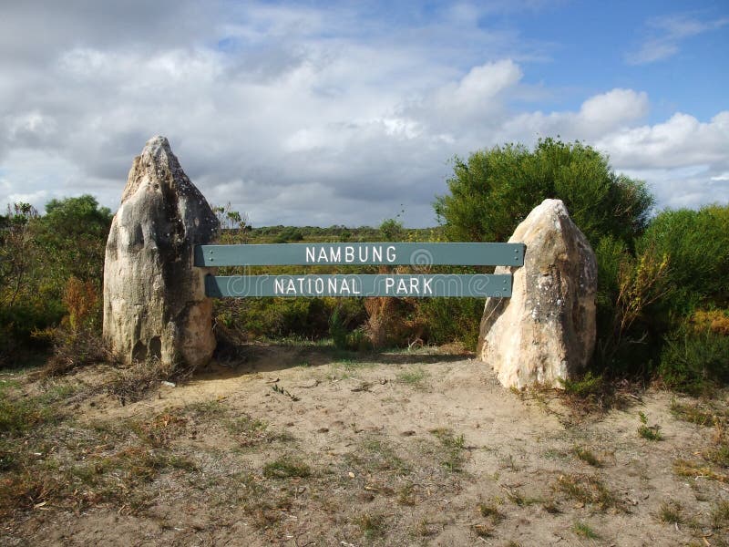 Pináculo no parque nacional de Nambung fotografia de stock Pináculo no parque nacional de Nambung fotografia de stock