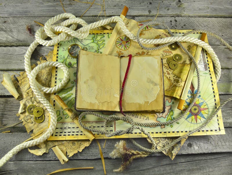 Piraatkaarten met open boek stock afbeelding Piraatkaarten met open boek stock afbeelding