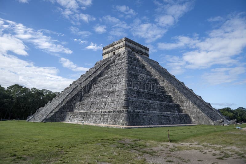 Piramide antica di chichen itza mexico immagine stock