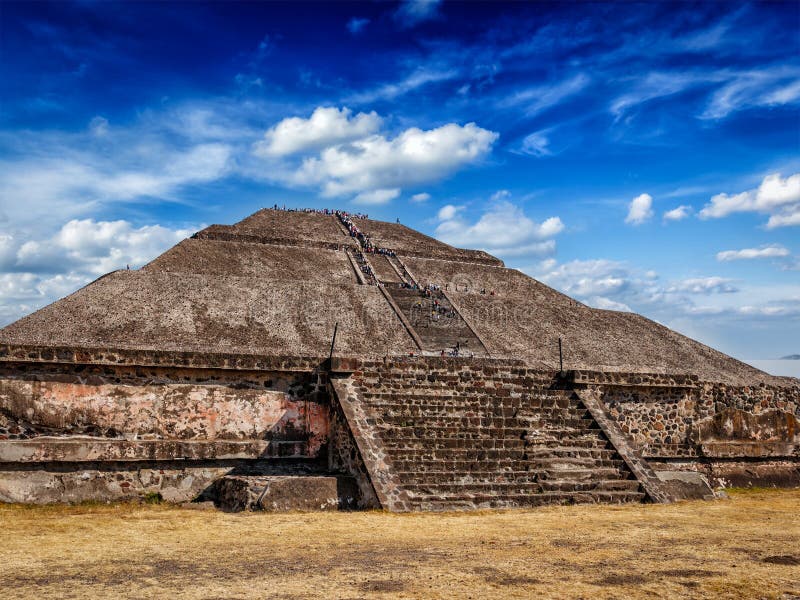 Pirámide del Sun Teotihuacan, México fotografía de archivo libre de regalías Pirámide del Sun Teotihuacan, México fotografía de archivo libre de regalías