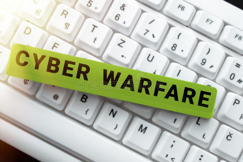 Pisanie tekstu na temat cyberwojny. słowo napisane na wirtualnym hakerze system atakuje cyfrowego prześladowcę 49195 zdjęcie royalty free