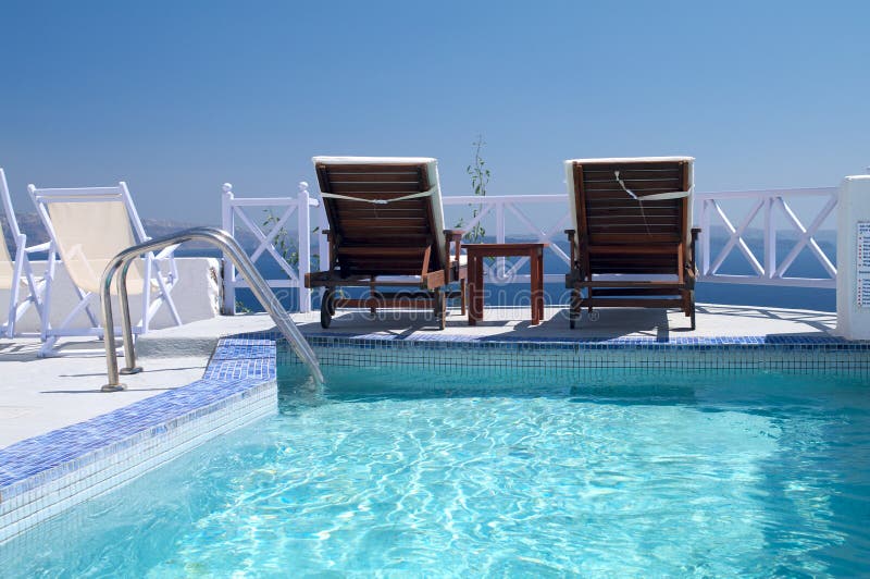 Piscine d'hôtel de luxe photos libres de droits