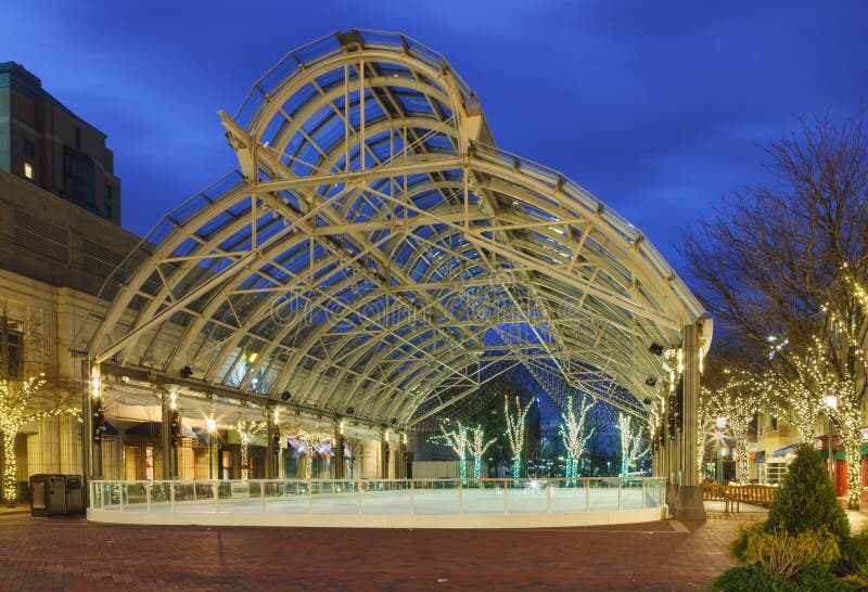Pista De Patinaje De Hielo Reston Virginia Foto de archivo Imagen de
