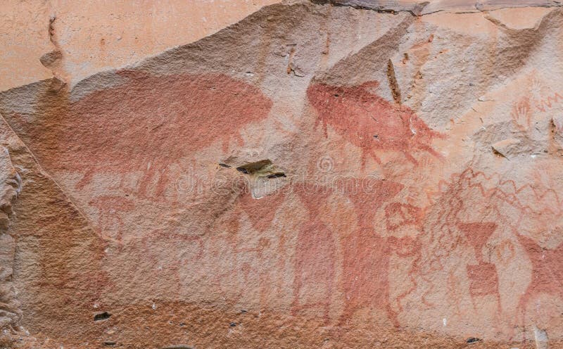 Pittura preistorica della roccia immagini stock Pittura preistorica della roccia immagini stock