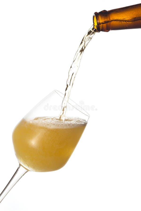 piwny szkło nalewa obrazy stock piwny szkło nalewa obrazy stock