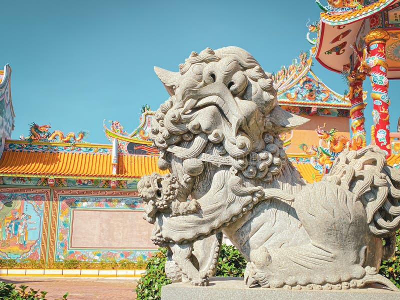 Dragon Statue Dragon Symbole Dragon Chinois Est Une Belle Architecture  Thaïlandaise Et Chinoise De Sanctuaire