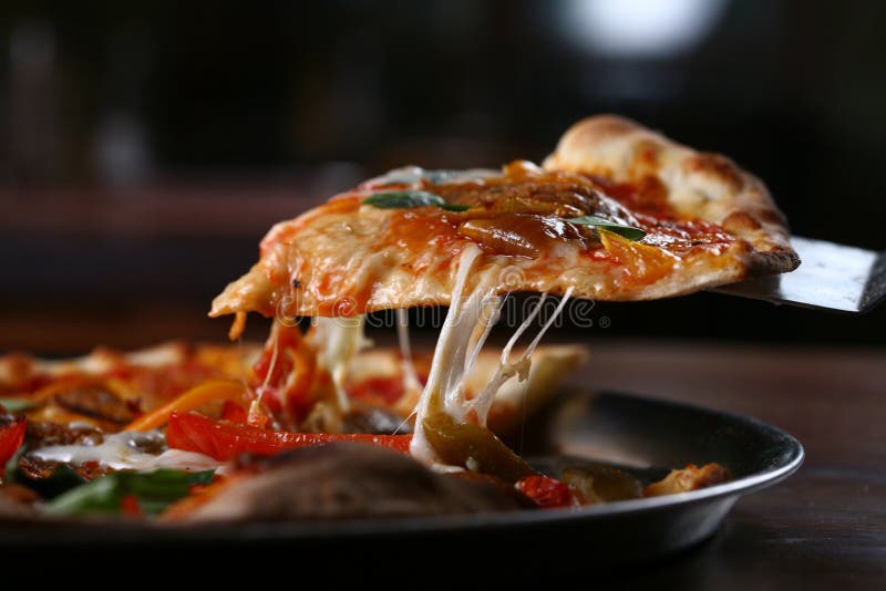 Gustoso una grande sfoglia circolare di pasta leggera formaggio catena.