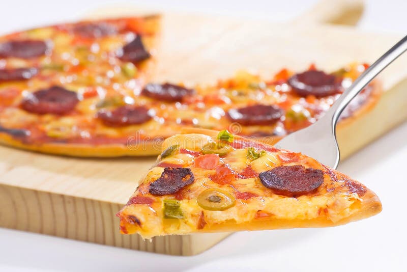 Pizza deliciosa com ingredientes naturais imagem de stock