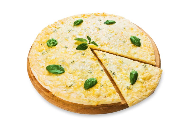 Pizza di formaggio deliziosa quattro con le foglie del basilico fotografie stock Pizza di formaggio deliziosa quattro con le foglie del basilico fotografie stock