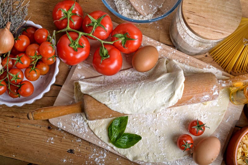 Pizza Dough and Ingredients Stock Image Image of food, making 39080551