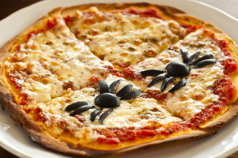 Spider Pizza Stock - Free Stock Photos from Dreamstime