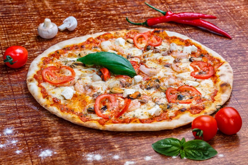 Pizza with seafood, fast and delicious. Delicious Fast Food. royalty free stock image Pizza with seafood, fast and delicious. Delicious Fast Food. royalty free stock image